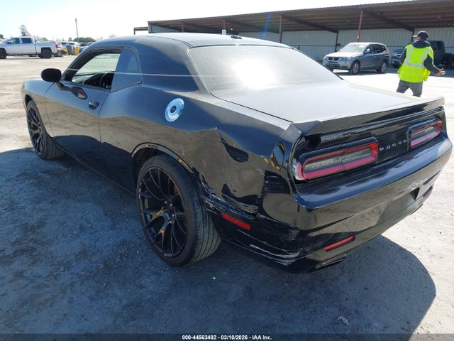 44563482 :رقم المزاد ، 2C3CDZAG8GH275076 vin ، 2016 Dodge Challenger Sxt مزاد بيع