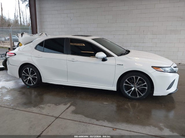 4T1J31AK2LU532070 Toyota Camry Se Hybrid