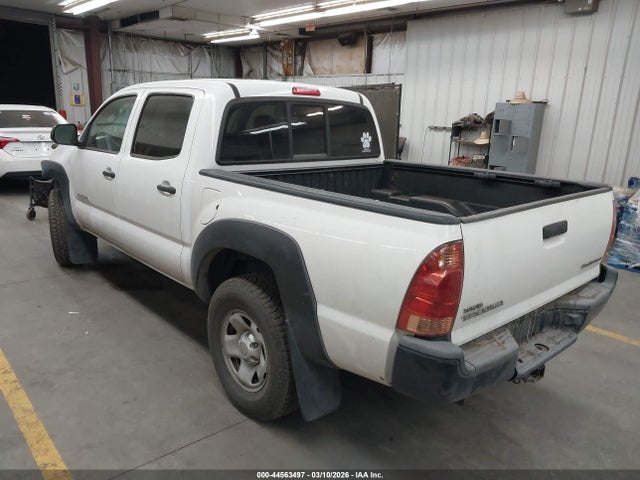 Toyota Tacoma Prerunner 2015 5TFJX4GN9FX046788 Image 3