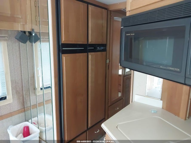 Продаж на аукціоні авто 2001 Beaver Motor Coach, vin: 4SLC3FP3611154005, номер лоту: 44563503