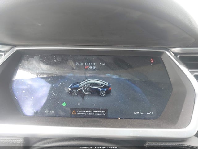 44563533 :رقم المزاد ، 5YJSA1CP8DFP11649 vin ، 2013 Tesla Model S Performance مزاد بيع