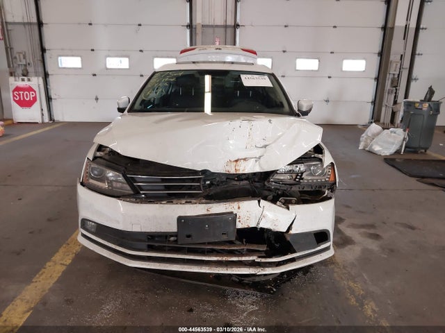 2015 Volkswagen Jetta 2.0l Tdi Sel მანქანა იყიდება აუქციონზე, vin: 3VWLA7AJ6FM201673, აუქციონის ნომერი: 44563539