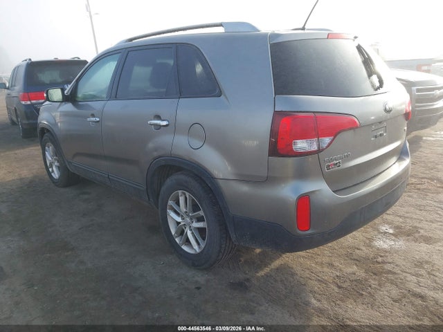 KIA Sorento Lx V6 2014 5XYKT4A75EG461876 Image 3