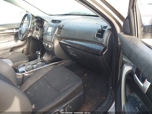 KIA Sorento Lx V6 2014 5XYKT4A75EG461876 Image 5