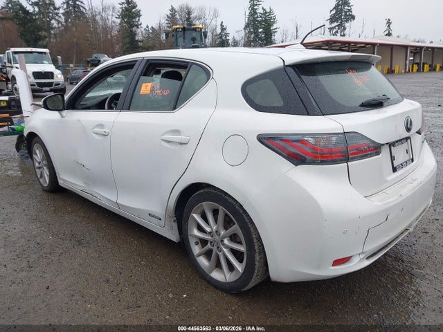 2013 LEXUS CT 200H JTHKD5BH9D2134690 Photo 2