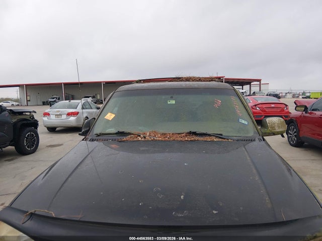 2000 Gmc Yukon Xl 1500 Slt მანქანა იყიდება აუქციონზე, vin: 3GKEC16TXYG191135, აუქციონის ნომერი: 44563583