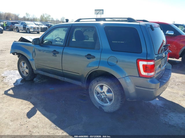 2012 FORD ESCAPE 1FMCU0DG2CKB49071 Photo 2