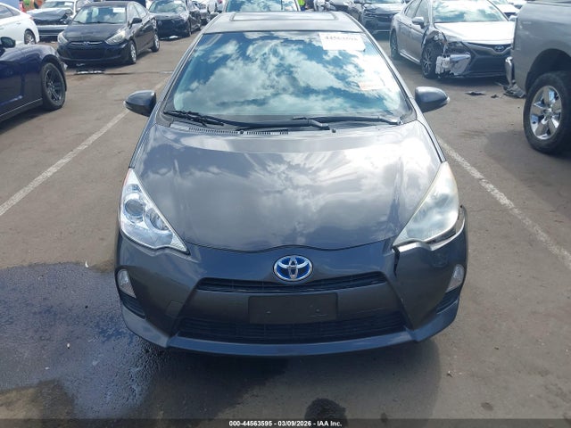 Toyota Prius C Three 2014 JTDKDTB35E1557753 Image 13