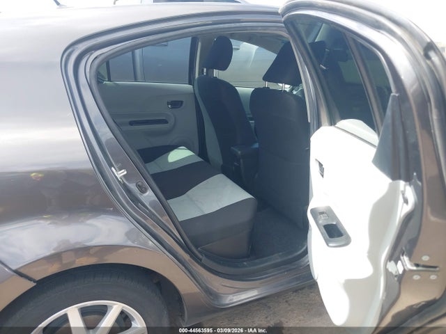 Toyota Prius C Three 2014 JTDKDTB35E1557753 Image 8