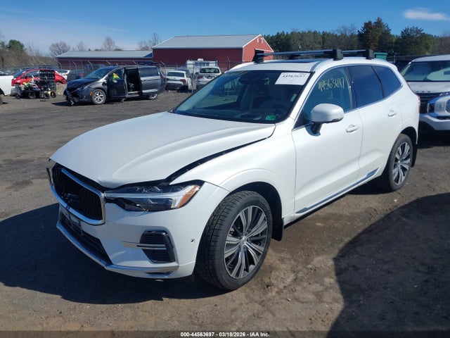 2022 VOLVO XC60 YV4L12RL4N1901681 Photo 1