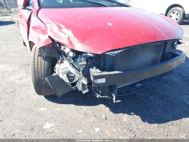 5NPD84LF1LH513069 Hyundai ELANTRA SEL