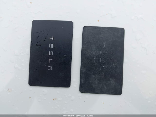 2021 TESLA MODEL Y 5YJYGDEE2MF218121 Photo 10