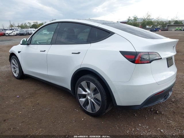 2021 TESLA MODEL Y 5YJYGDEE2MF218121 Photo 2