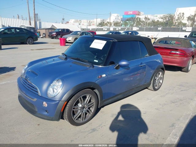 2005 MINI COOPER S WMWRH33585TF84517 Photo 1