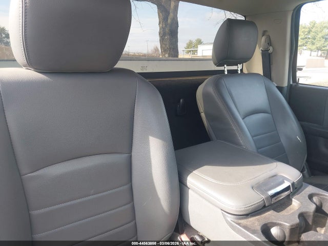 Продажа на аукционе авто 2016 Ram 2500 Tradesman, vin: 3C7WR4AJ0GG354415, номер лота: 44563850