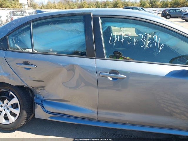 Продаж на аукціоні авто 2022 Toyota Corolla Le, vin: 5YFEPMAE0NP356478, номер лоту: 44563896