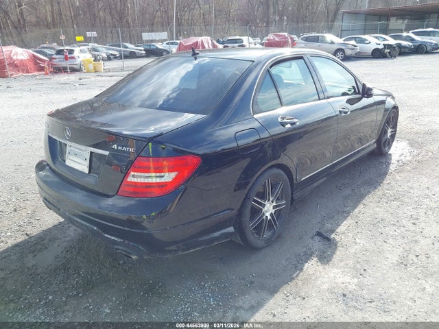 Продажа на аукционе авто 2012 Mercedes-benz C 300 Sport 4matic, vin: WDDGF8BB6CF881692, номер лота: 44563909