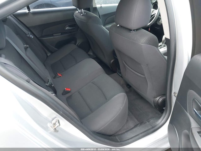 Chevrolet Cruze 1lt Auto 2015 1G1PC5SB0F7167453 Image 8