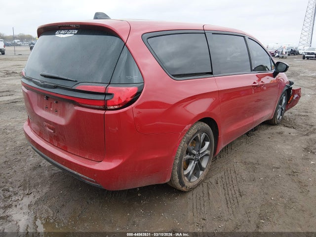 Auction sale of the 2026 Chrysler Pacifica Select, vin: 2C4RC1BGXTR164011, lot number: 44563931