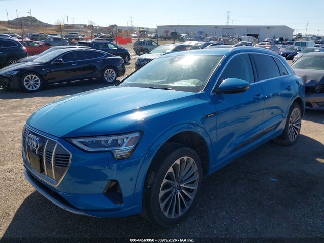 2019 AUDI E-TRON WA1VAAGE7KB008494 Photo 1