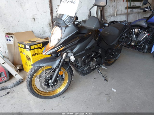 JS1C733BXS7100330 Suzuki DL650