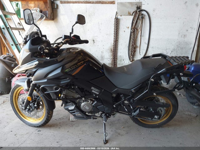 JS1C733BXS7100330 Suzuki DL650