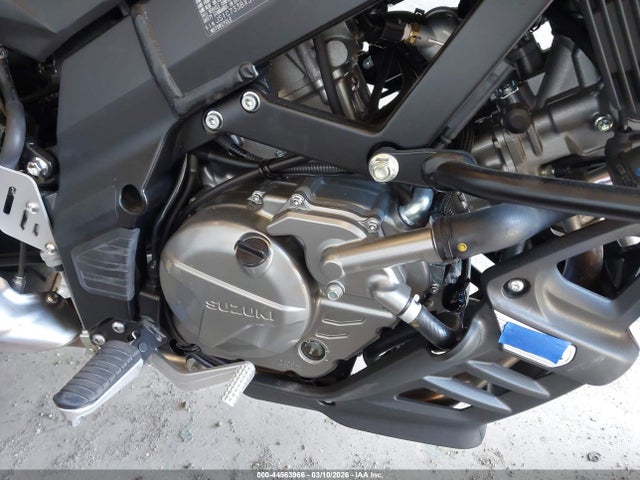 JS1C733BXS7100330 Suzuki DL650