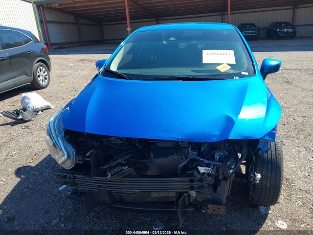 2022 Nissan Versa 1.6 Sv Xtronic Cvt მანქანა იყიდება აუქციონზე, vin: 3N1CN8EV6NL865909, აუქციონის ნომერი: 44564004
