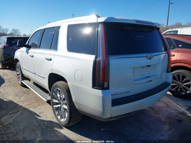 Продажа на аукционе авто 2019 Cadillac Escalade Premium Luxury, vin: 1GYS4CKJ3KR232234, номер лота: 44564026