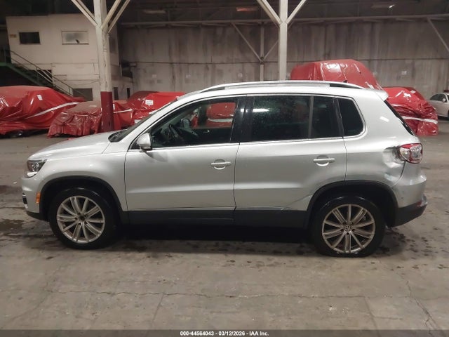 Продажа на аукционе авто 2013 Volkswagen Tiguan Se, vin: WVGBV7AX3DW511375, номер лота: 44564043
