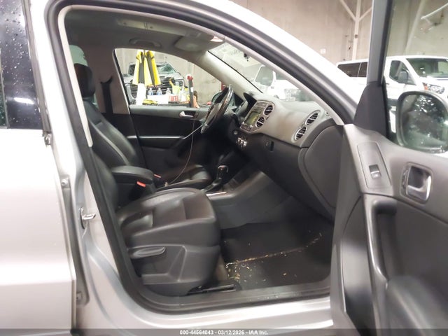 Продажа на аукционе авто 2013 Volkswagen Tiguan Se, vin: WVGBV7AX3DW511375, номер лота: 44564043