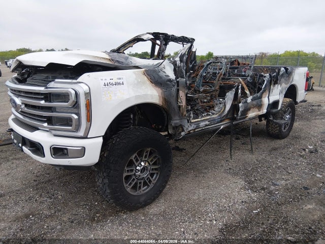 44564064 :رقم المزاد ، 1FT8W2BM4SEE05300 vin ، 2025 Ford F-250 Platinum مزاد بيع