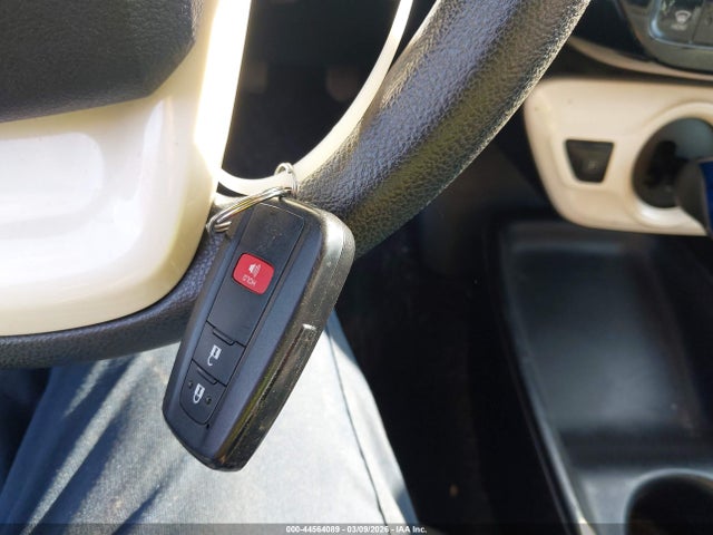 2018 TOYOTA PRIUS JTDKBRFU2J3588629 Photo 10