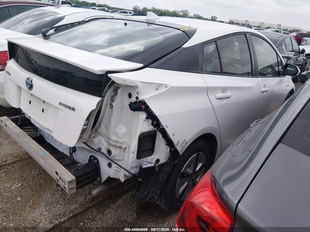 2018 TOYOTA PRIUS JTDKBRFU2J3588629 Photo 3