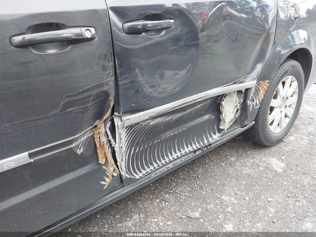 2014 CHRYSLER TOWN & COUNTRY 2C4RC1BGXER443090 Photo 5