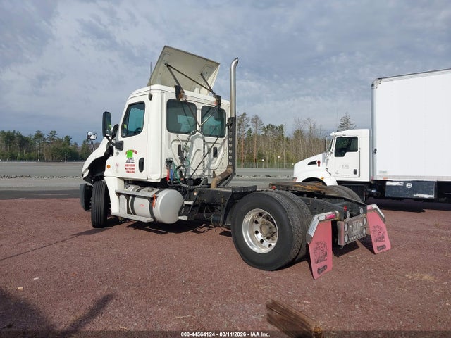 Aukcja sprzedaży 2015 Freightliner Cascadia 125, vin: 3AKBGDDV6FDGG9088, numer aukcji: 44564124