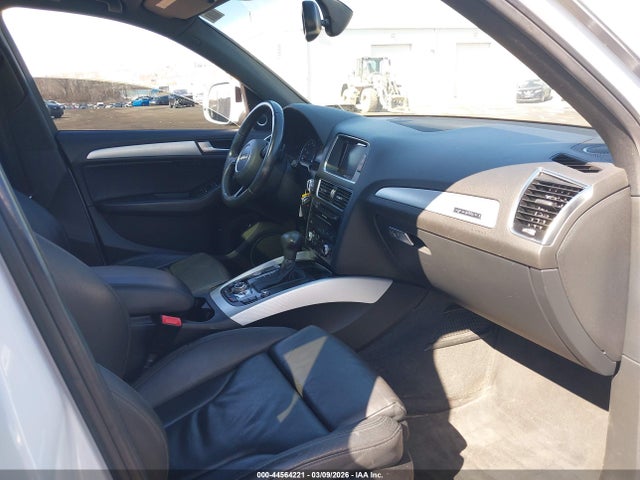 Audi Q5 2.0t Premium 2015 WA1LFAFP8FA015722 Image 5