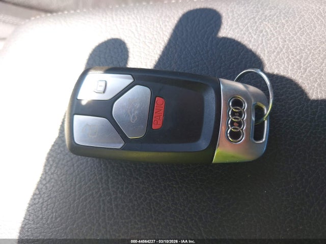 2018 AUDI A4 WAUENAF49JA030243 Photo 10