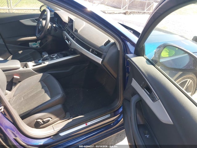 2018 AUDI A4 WAUENAF49JA030243 Photo 4