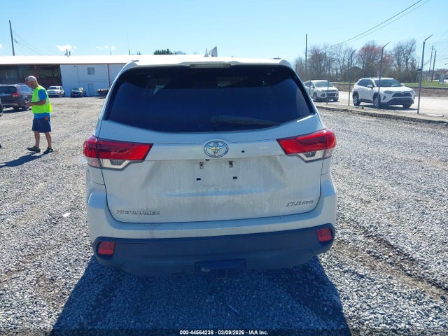 Toyota Highlander Xle 2017 5TDJZRFH8HS517552 Image 17
