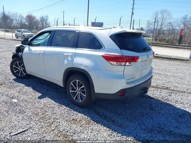Toyota Highlander Xle 2017 5TDJZRFH8HS517552 Image 3