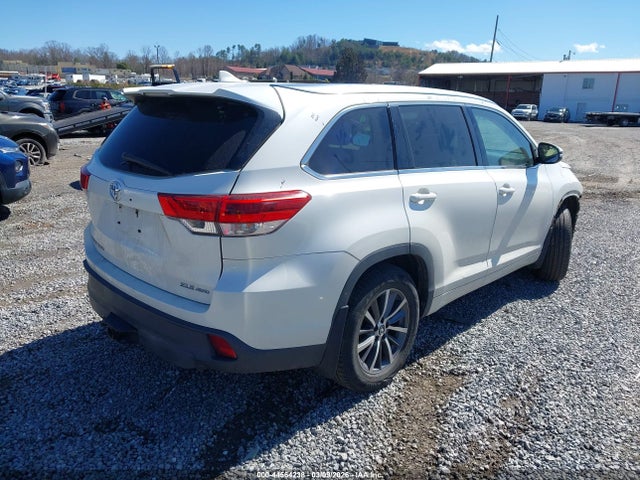 Toyota Highlander Xle 2017 5TDJZRFH8HS517552 Image 4