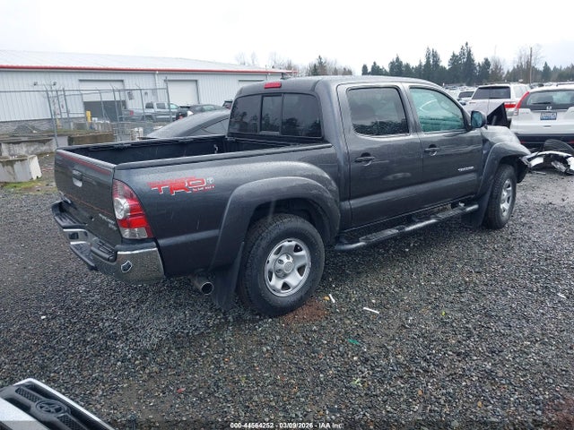 Toyota Tacoma Prerunner 2015 5TFJX4GNXFX044371 Image 4