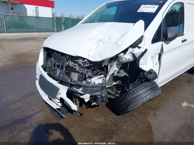 2023 MERCEDES-BENZ METRIS W1YV0BEY7P4362812 Photo 5