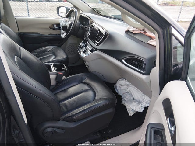 2017 CHRYSLER PACIFICA 2C4RC1BG3HR846851 Photo 4