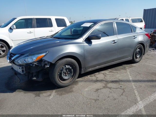 Nissan Altima 2.5 S 2018 1N4AL3AP2JC286710 Image 2