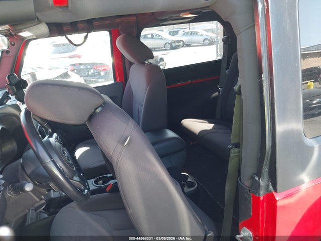 1C4GJWAG7FL601861 Jeep Wrangler Sport