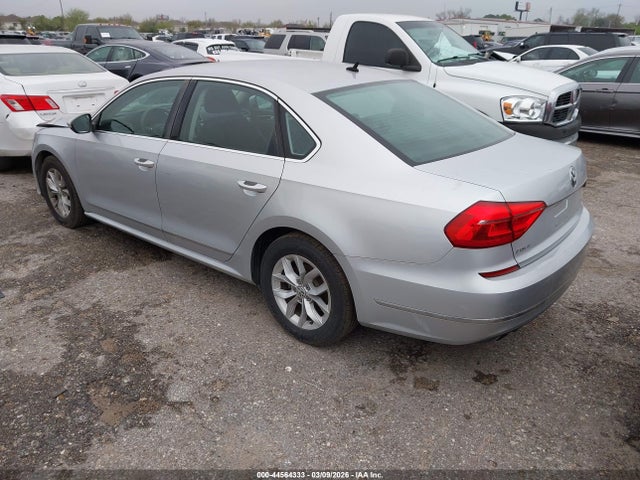 2016 Volkswagen Passat 1.8t S მანქანა იყიდება აუქციონზე, vin: 1VWAS7A35GC033856, აუქციონის ნომერი: 44564333