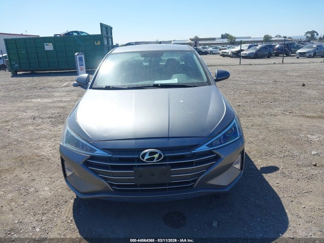 Hyundai ELANTRA SE 2019 5NPD74LF1KH488997 Image 17