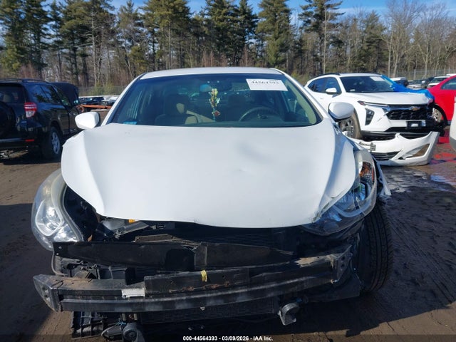 Hyundai ELANTRA SE 2015 5NPDH4AE4FH597970 Image 13